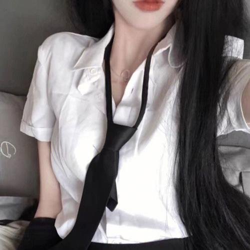 许我耀眼
